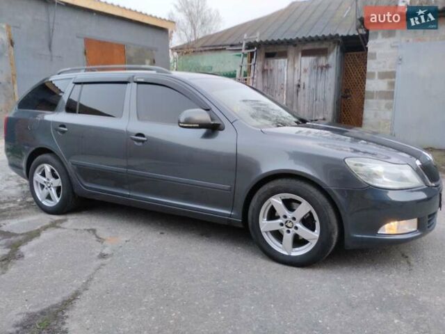 Серый Шкода Октавия, объемом двигателя 1.6 л и пробегом 210 тыс. км за 9200 $, фото 8 на Automoto.ua