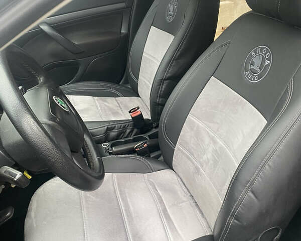 Сірий Шкода Октавія, об'ємом двигуна 1.6 л та пробігом 251 тис. км за 8500 $, фото 5 на Automoto.ua