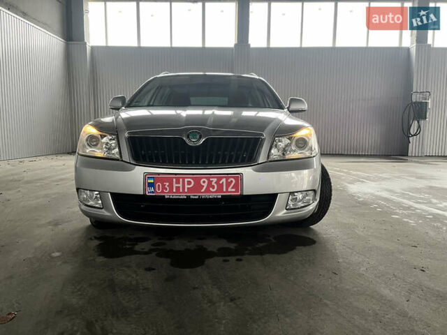 Серый Шкода Октавия, объемом двигателя 1.6 л и пробегом 214 тыс. км за 9300 $, фото 43 на Automoto.ua