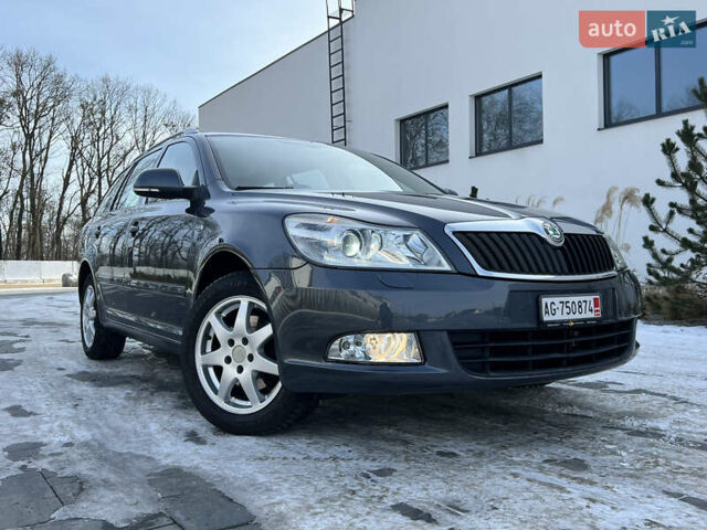 Серый Шкода Октавия, объемом двигателя 2 л и пробегом 191 тыс. км за 11850 $, фото 26 на Automoto.ua
