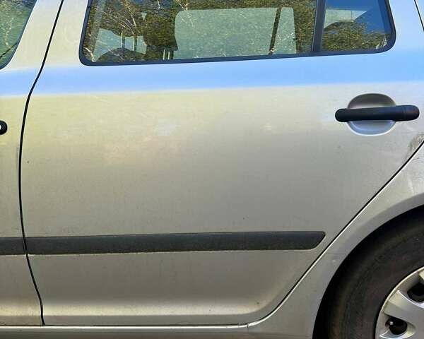 Серый Шкода Октавия, объемом двигателя 1.6 л и пробегом 230 тыс. км за 5700 $, фото 10 на Automoto.ua