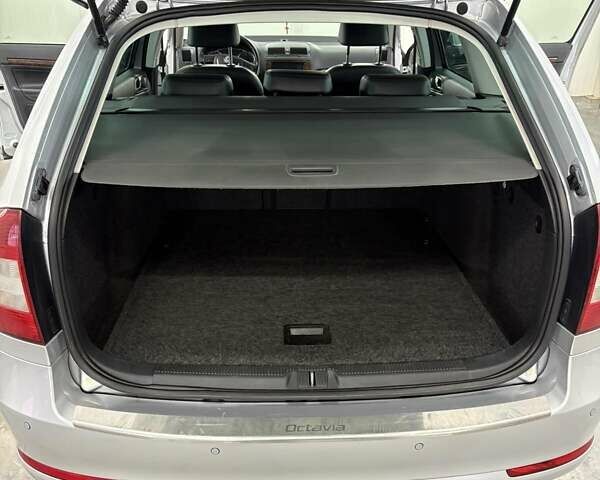 Серый Шкода Октавия, объемом двигателя 1.99 л и пробегом 344 тыс. км за 9800 $, фото 21 на Automoto.ua