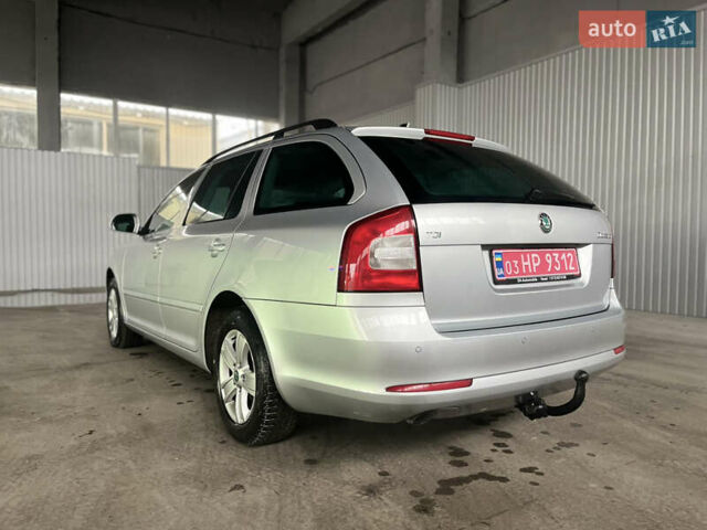 Сірий Шкода Октавія, об'ємом двигуна 1.6 л та пробігом 214 тис. км за 8999 $, фото 19 на Automoto.ua