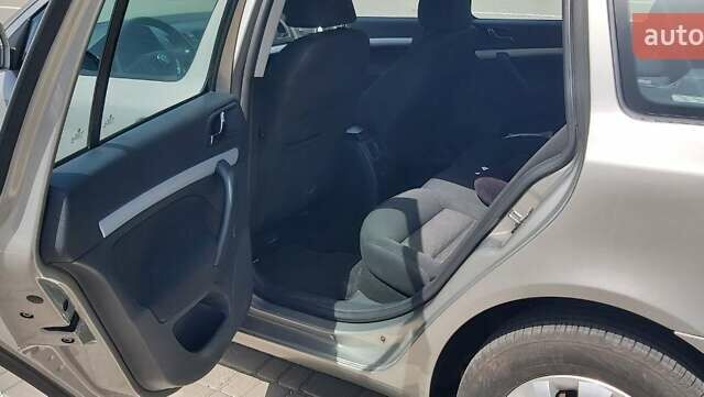 Серый Шкода Октавия, объемом двигателя 1.6 л и пробегом 270 тыс. км за 9100 $, фото 16 на Automoto.ua