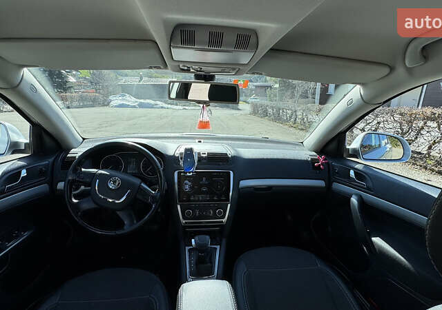 Серый Шкода Октавия, объемом двигателя 1.6 л и пробегом 287 тыс. км за 8400 $, фото 9 на Automoto.ua