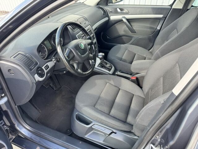 Серый Шкода Октавия, объемом двигателя 1.8 л и пробегом 173 тыс. км за 9350 $, фото 16 на Automoto.ua