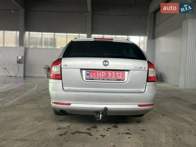 Серый Шкода Октавия, объемом двигателя 1.6 л и пробегом 214 тыс. км за 9300 $, фото 15 на Automoto.ua