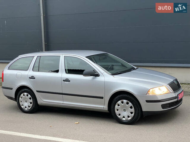 Серый Шкода Октавия, объемом двигателя 1.6 л и пробегом 184 тыс. км за 6999 $, фото 9 на Automoto.ua