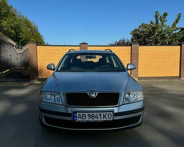 Сірий Шкода Октавія, об'ємом двигуна 1.6 л та пробігом 241 тис. км за 8242 $, фото 6 на Automoto.ua