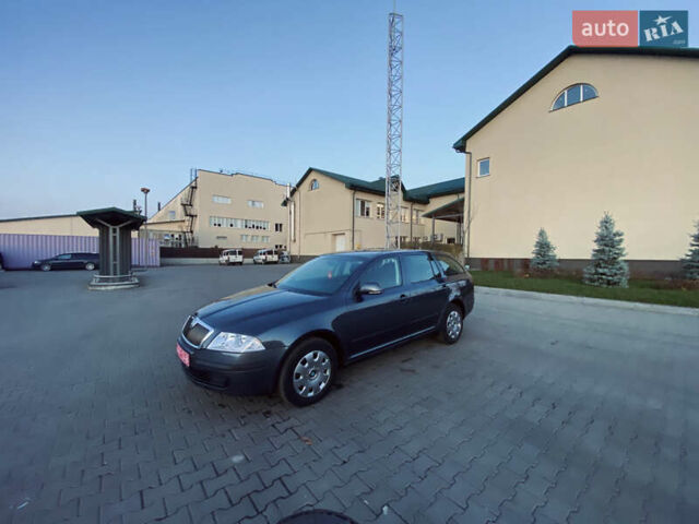 Сірий Шкода Октавія, об'ємом двигуна 1.6 л та пробігом 180 тис. км за 7300 $, фото 23 на Automoto.ua