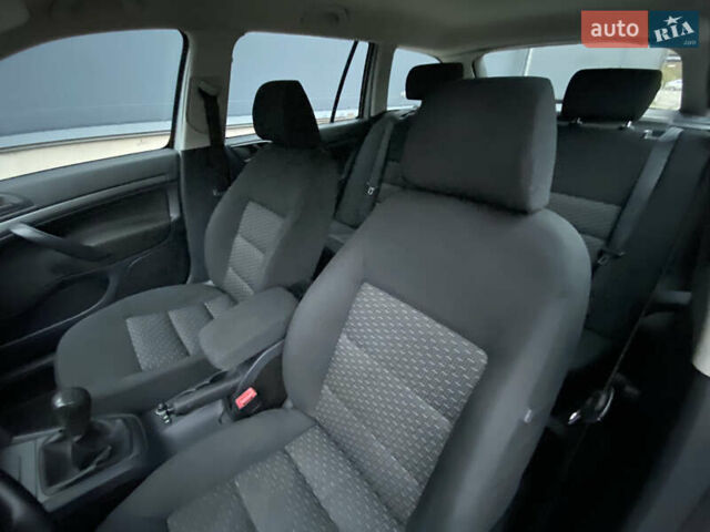 Серый Шкода Октавия, объемом двигателя 1.6 л и пробегом 184 тыс. км за 6999 $, фото 35 на Automoto.ua