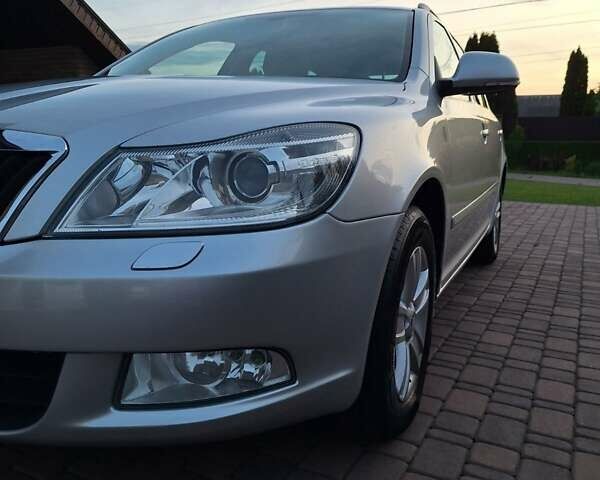 Серый Шкода Октавия, объемом двигателя 1.6 л и пробегом 205 тыс. км за 9400 $, фото 9 на Automoto.ua