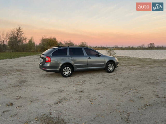 Сірий Шкода Октавія, об'ємом двигуна 1.8 л та пробігом 205 тис. км за 6500 $, фото 3 на Automoto.ua