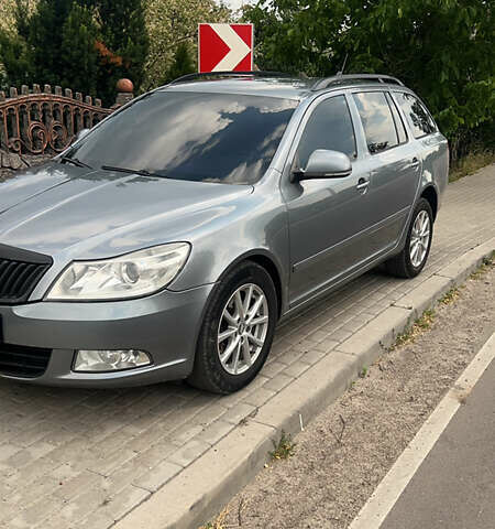 Серый Шкода Октавия, объемом двигателя 1.6 л и пробегом 416 тыс. км за 6800 $, фото 5 на Automoto.ua