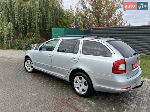 Серый Шкода Октавия, объемом двигателя 1.6 л и пробегом 204 тыс. км за 8500 $, фото 14 на Automoto.ua