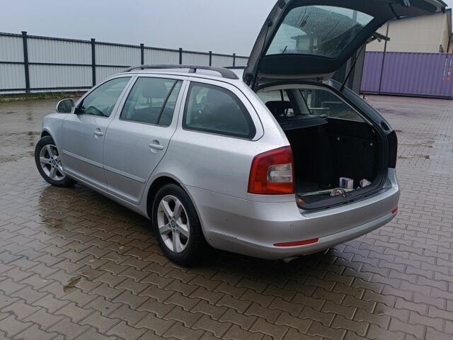 Серый Шкода Октавия, объемом двигателя 2 л и пробегом 265 тыс. км за 7500 $, фото 5 на Automoto.ua