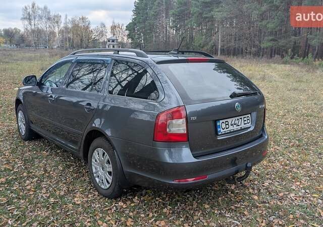 Сірий Шкода Октавія, об'ємом двигуна 1.6 л та пробігом 224 тис. км за 7800 $, фото 3 на Automoto.ua
