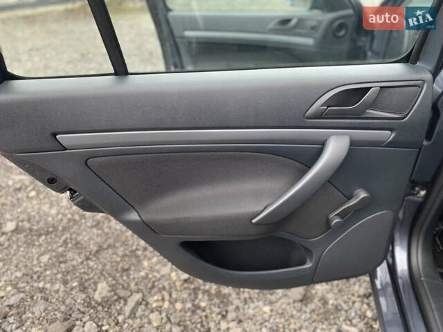 Сірий Шкода Октавія, об'ємом двигуна 1.6 л та пробігом 182 тис. км за 7900 $, фото 25 на Automoto.ua