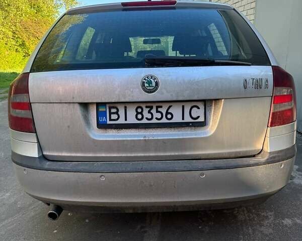 Серый Шкода Октавия, объемом двигателя 1.6 л и пробегом 230 тыс. км за 5700 $, фото 13 на Automoto.ua