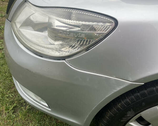 Сірий Шкода Октавія, об'ємом двигуна 1.6 л та пробігом 251 тис. км за 8500 $, фото 3 на Automoto.ua