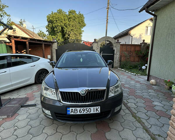 Шкода Октавия 2012 в Чернигове на Automoto.ua Серый Шкода Октавия, объемом двигателя 1.8 л и пробегом 207 тыс. км за 7990 $, фото 5 на Automoto.ua