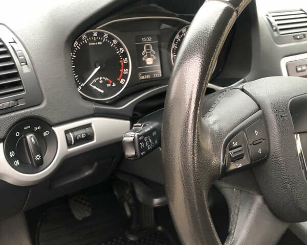 Серый Шкода Октавия, объемом двигателя 1.97 л и пробегом 247 тыс. км за 8700 $, фото 27 на Automoto.ua