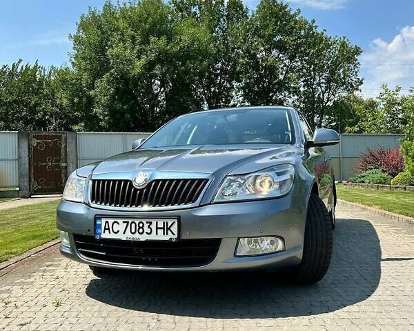 Серый Шкода Октавия, объемом двигателя 1.6 л и пробегом 262 тыс. км за 8200 $, фото 1 на Automoto.ua