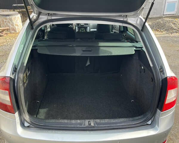 Серый Шкода Октавия, объемом двигателя 1.6 л и пробегом 308 тыс. км за 9700 $, фото 9 на Automoto.ua