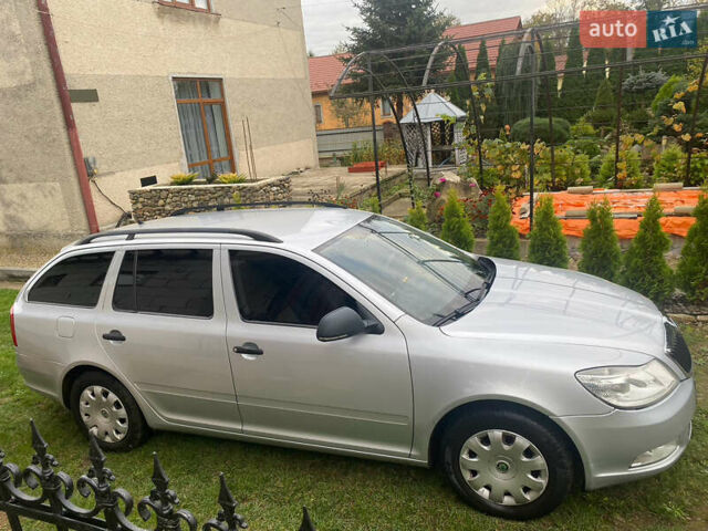 Сірий Шкода Октавія, об'ємом двигуна 1.6 л та пробігом 251 тис. км за 8500 $, фото 1 на Automoto.ua