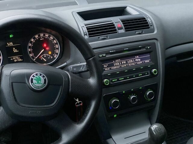 Шкода Октавия 2012 в Киеве на Automoto.ua Серый Шкода Октавия, объемом двигателя 1.6 л и пробегом 184 тыс. км за 6999 $, фото 16 на Automoto.ua