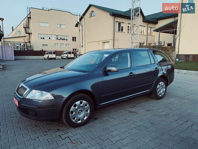 Сірий Шкода Октавія, об'ємом двигуна 1.6 л та пробігом 180 тис. км за 7300 $, фото 8 на Automoto.ua