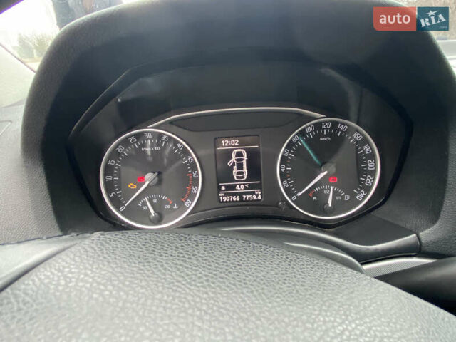 Серый Шкода Октавия, объемом двигателя 1.6 л и пробегом 190 тыс. км за 8850 $, фото 9 на Automoto.ua