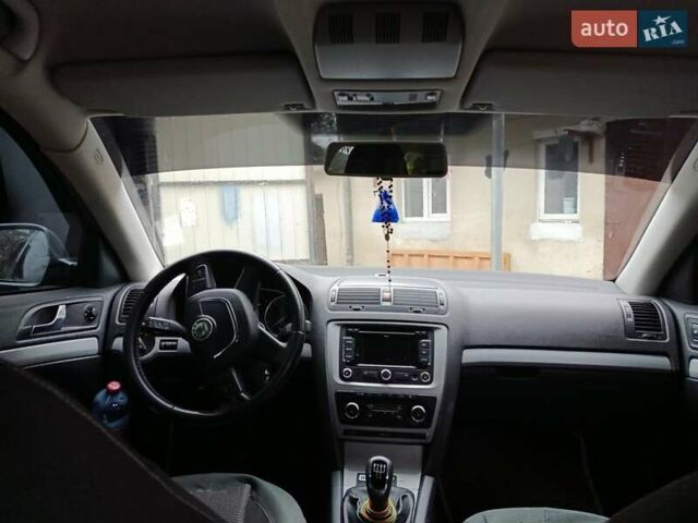 Серый Шкода Октавия, объемом двигателя 1.6 л и пробегом 312 тыс. км за 7600 $, фото 5 на Automoto.ua