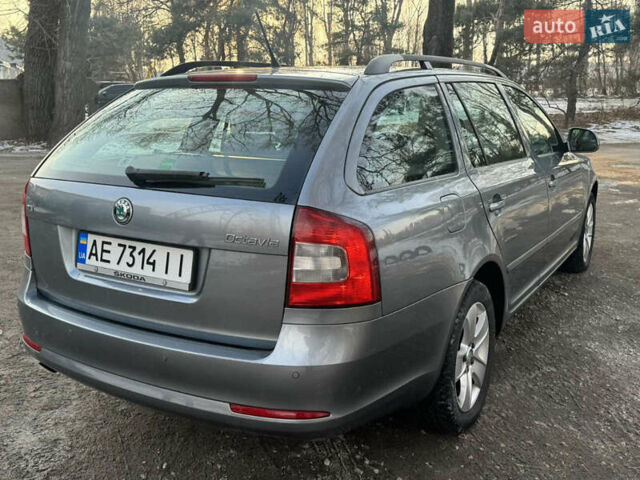 Серый Шкода Октавия, объемом двигателя 1.6 л и пробегом 297 тыс. км за 8999 $, фото 2 на Automoto.ua