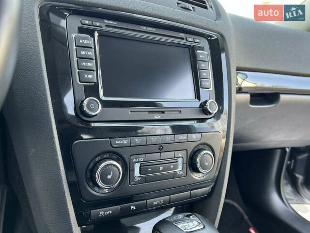 Серый Шкода Октавия, объемом двигателя 2 л и пробегом 191 тыс. км за 11850 $, фото 73 на Automoto.ua