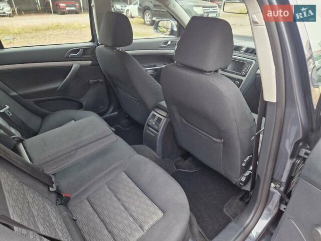 Серый Шкода Октавия, объемом двигателя 2 л и пробегом 284 тыс. км за 11450 $, фото 32 на Automoto.ua