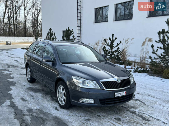 Серый Шкода Октавия, объемом двигателя 2 л и пробегом 191 тыс. км за 11850 $, фото 5 на Automoto.ua