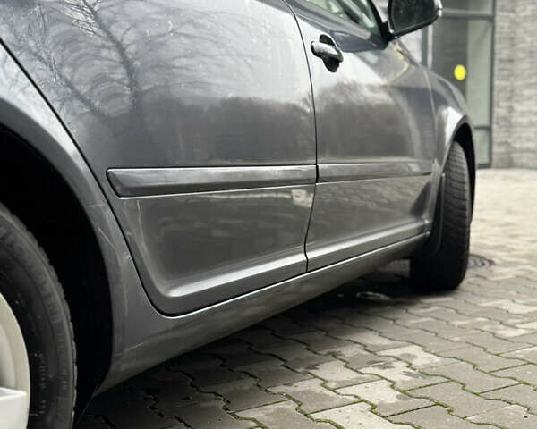 Серый Шкода Октавия, объемом двигателя 1.6 л и пробегом 273 тыс. км за 8300 $, фото 6 на Automoto.ua