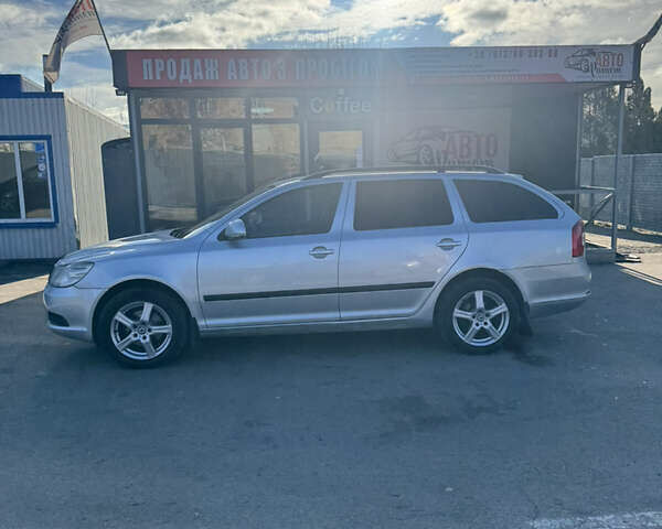 Серый Шкода Октавия, объемом двигателя 1.6 л и пробегом 329 тыс. км за 7800 $, фото 7 на Automoto.ua