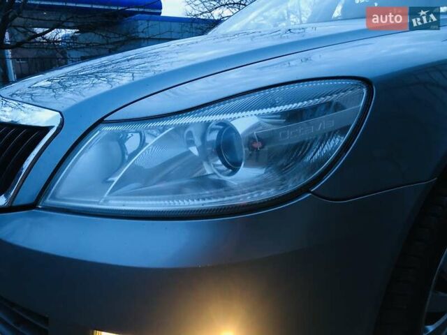Сірий Шкода Октавія, об'ємом двигуна 1.6 л та пробігом 315 тис. км за 8000 $, фото 26 на Automoto.ua