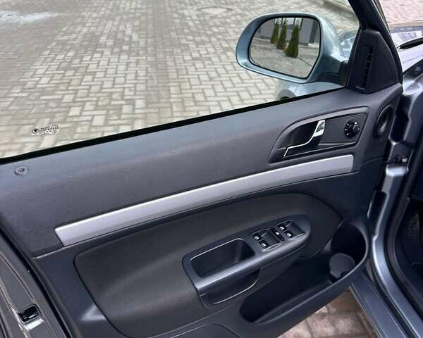 Серый Шкода Октавия, объемом двигателя 1.4 л и пробегом 201 тыс. км за 8000 $, фото 23 на Automoto.ua