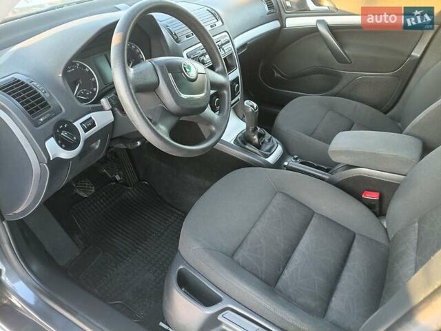 Сірий Шкода Октавія, об'ємом двигуна 1.6 л та пробігом 142 тис. км за 7750 $, фото 68 на Automoto.ua