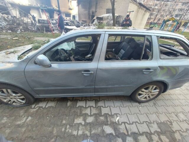 Сірий Шкода Октавія, об'ємом двигуна 2 л та пробігом 290 тис. км за 3500 $, фото 2 на Automoto.ua