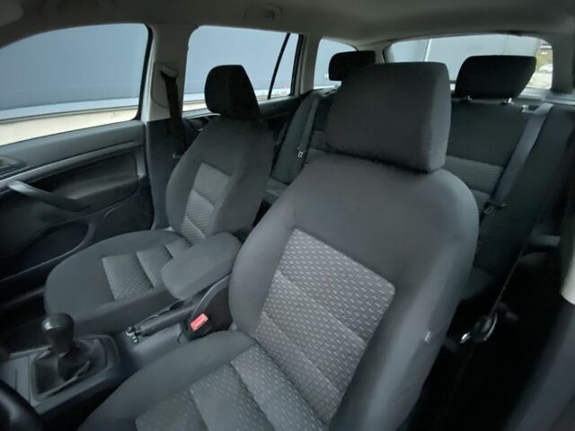 Шкода Октавия 2012 в Киеве на Automoto.ua Серый Шкода Октавия, объемом двигателя 1.6 л и пробегом 184 тыс. км за 6999 $, фото 17 на Automoto.ua