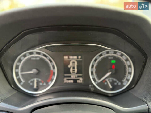 Серый Шкода Октавия, объемом двигателя 2 л и пробегом 270 тыс. км за 11000 $, фото 47 на Automoto.ua
