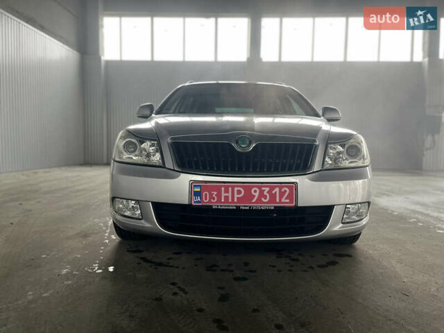 Сірий Шкода Октавія, об'ємом двигуна 1.6 л та пробігом 214 тис. км за 8999 $, фото 3 на Automoto.ua