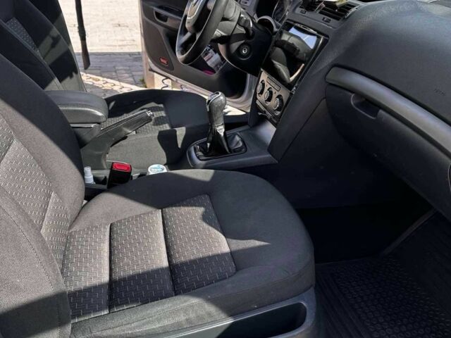 Сірий Шкода Октавія, об'ємом двигуна 1.6 л та пробігом 268 тис. км за 8300 $, фото 8 на Automoto.ua