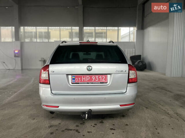 Сірий Шкода Октавія, об'ємом двигуна 1.6 л та пробігом 214 тис. км за 8999 $, фото 8 на Automoto.ua
