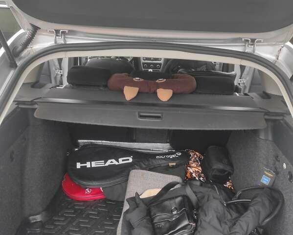 Серый Шкода Октавия, объемом двигателя 1.6 л и пробегом 358 тыс. км за 9000 $, фото 6 на Automoto.ua