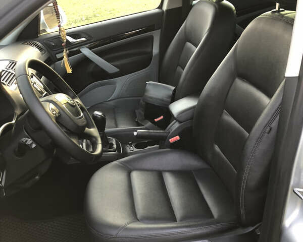 Серый Шкода Октавия, объемом двигателя 1.6 л и пробегом 297 тыс. км за 8300 $, фото 12 на Automoto.ua